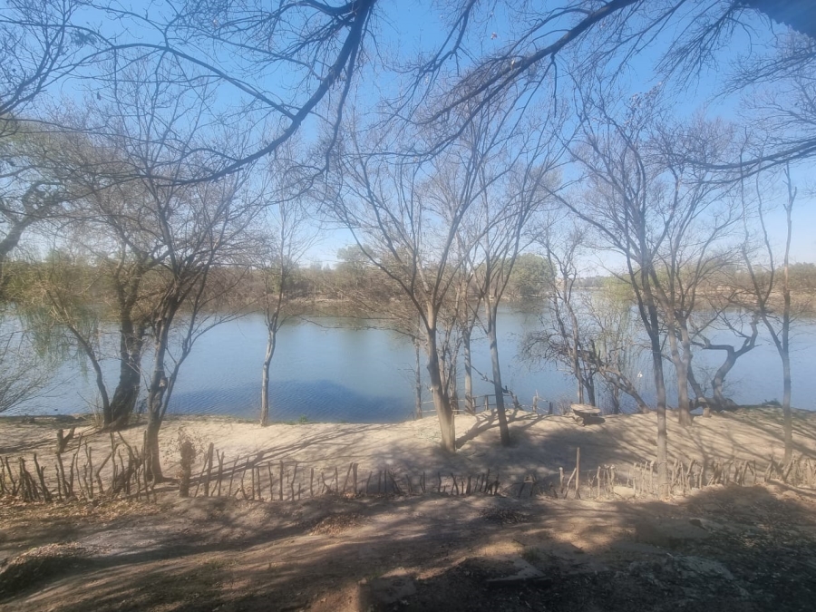 3 Bedroom Property for Sale in Lindequesdrif North West